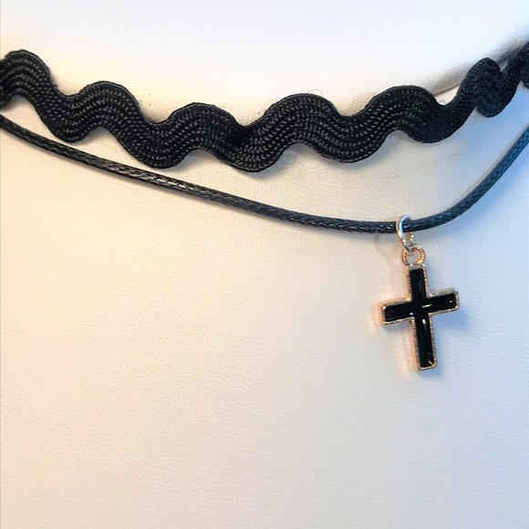 Girls Choker Necklace - Picture 4 of 5